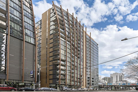 RIVER, 1BDR Melbourne Apartment - Accommodation Directory 1