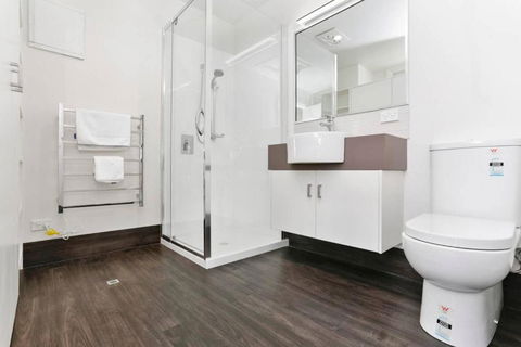 Port Central No 2 - Accommodation Directory 2