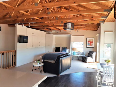 Port Central No 2 - Accommodation Directory 5