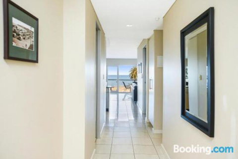 Bayline Beachfront Apartment No 4 - Accommodation Directory 0