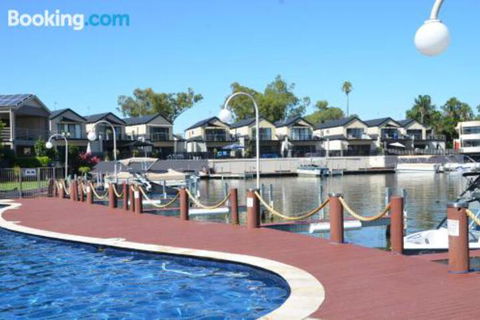 Brookwater Waterfront On Lake Mulwala - Accommodation Directory 6