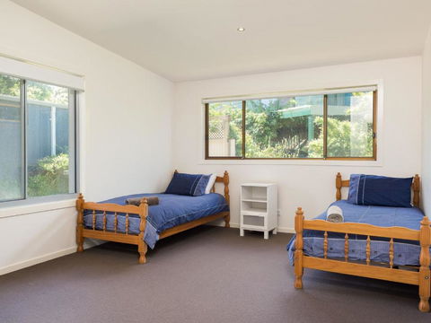 Waikiki Dream - Accommodation Directory 2