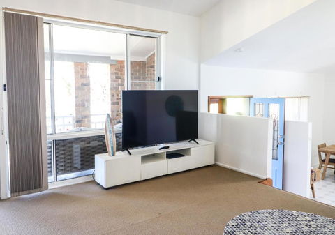Oceanview BeachHouse - Accommodation Directory 6