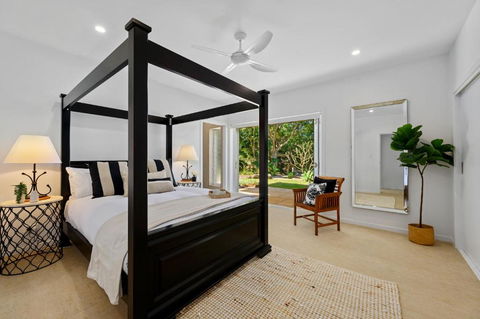 Zephyr On Sapphire - Accommodation Directory 3