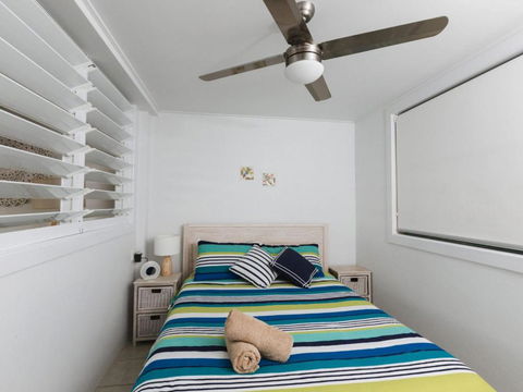 WHITE WAVES 4 ABSOLUTE BEACH FRONT STUDIO HASTINGS POINT - Accommodation Directory 3