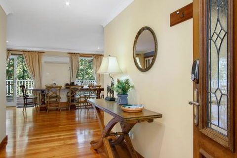 Hilldo Lovely Mountainside Accommodation - Accommodation Directory 3