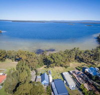 SORRENTO LAKESIDE Sanctuary Point 4pm check out Sundays - Accommodation Directory