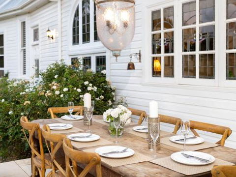 Wembley House Southern Highlands With 4pm Check Out Sunday - Accommodation Directory 6