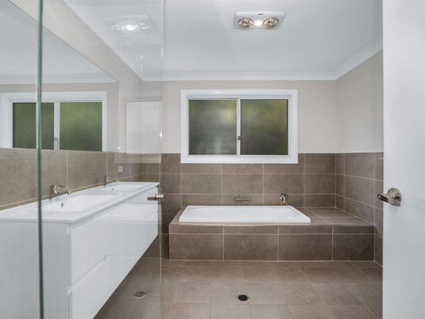 Blissful Bungalow - Accommodation Directory 4