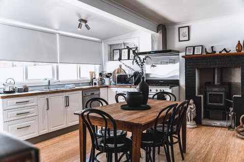 Saint Inez - Accommodation Directory 2