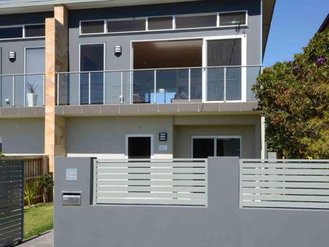 KIAMA SUNRISE Kiama & Surrounds 4pm Check Out Sundays - Accommodation Directory 0