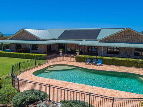 GULL HOUSE Kiama 4pm Check Out Sundays - Accommodation Directory 0