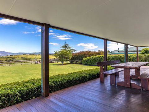 GULL HOUSE Kiama 4pm Check Out Sundays - Accommodation Directory 6