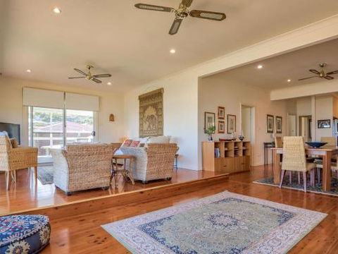 FRESHWATER Gerroa 4pm Check Out Sundays - Accommodation Directory 4