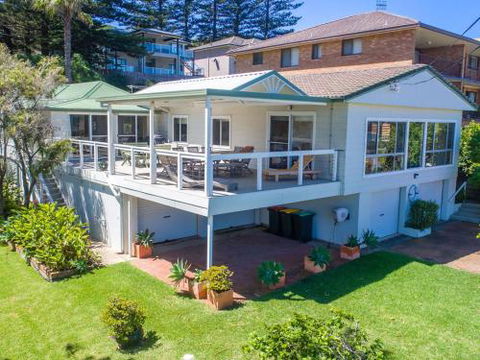 FRESHWATER Gerroa 4pm Check Out Sundays - Accommodation Directory 1