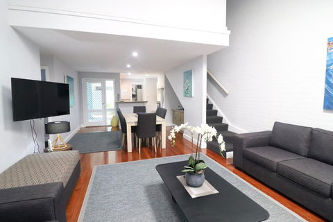 Wintersun Villa In Raffertys Resort - Accommodation Directory 1