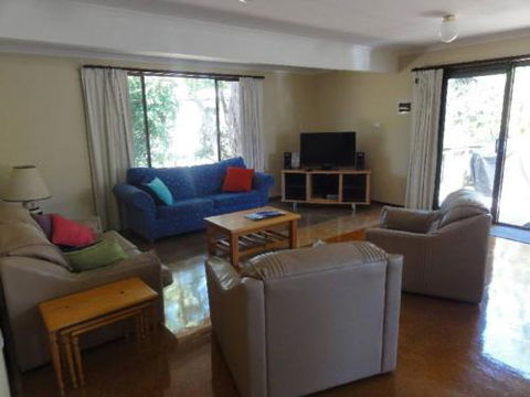 14 Tecoma Avenue Sandy Point - Accommodation Directory 2