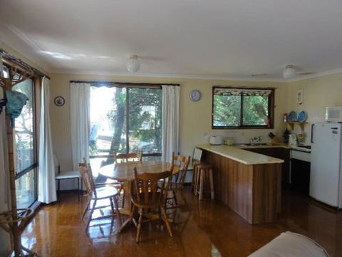14 Tecoma Avenue Sandy Point - Accommodation Directory 6