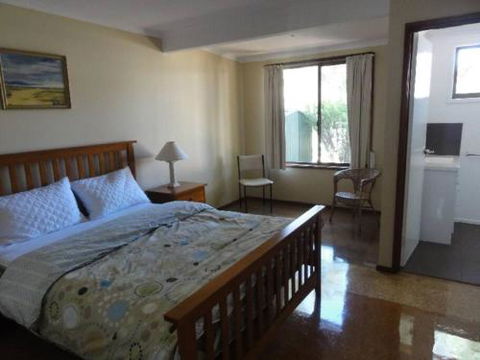 14 Tecoma Avenue Sandy Point - Accommodation Directory 4