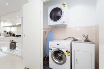Executive Designer Apartment With Pool + Parking - Accommodation Directory 1