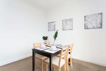 Executive Designer Apartment With Pool + Parking - Accommodation Directory 2