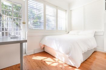Picturesque Bellevue Hill 2BR Apt H452 - Accommodation Directory 1