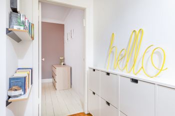 Picturesque Bellevue Hill 2BR Apt H452 - Accommodation Directory 5
