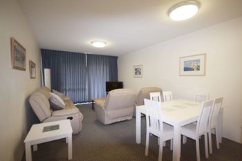 Radburn Unit 2 17 Ondine Close - Accommodation Directory 0