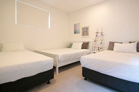 F03-darling Harbour 1 BDR APT - Accommodation Directory 4