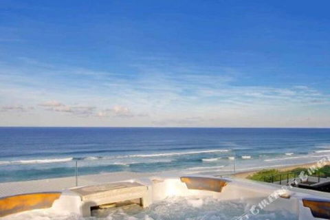 R & W Noosa Holidays 19 The Esplanade - Accommodation Directory 2