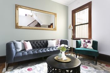Spacious 3 Bedroom Minutes To CBD - Accommodation Directory 5