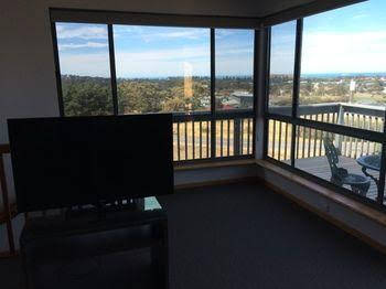 Victor Harbor Seaview Apartments - Accommodation Directory 0