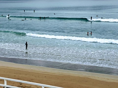 Alices Palace 2 Minute Walk To Lifeguard Patrolled Surf Beach - Accommodation Directory 2
