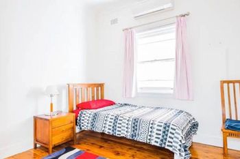 Coogee Apartment - Accommodation Directory 6