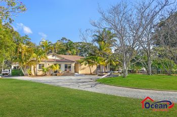 BEACHSIDE HIDEAWAY BONNY HILLS - Accommodation Directory 0