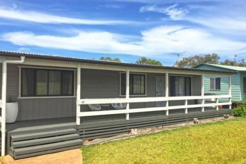 The Relax Shack At Culburra Beach Sleeps 7 - Accommodation Directory 0