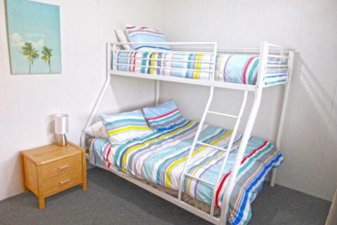 The Relax Shack At Culburra Beach Sleeps 7 - Accommodation Directory 4