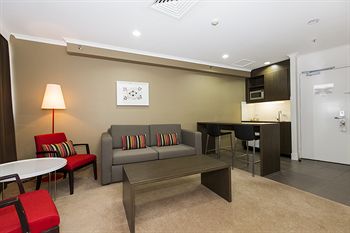 Holiday Inn Townsville - Accommodation Directory 1