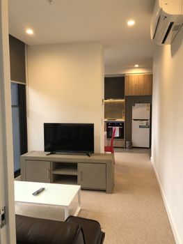 Next To Victoria Market CBD - Accommodation Directory 2