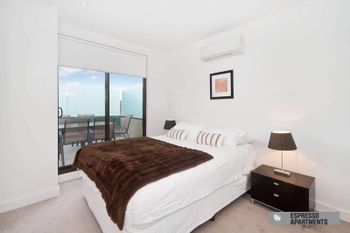 Smart Modern In St. Kilda - Accommodation Directory 3