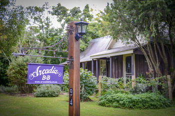 Arcadia Bed & Breakfast & Cottages - Accommodation Directory 0
