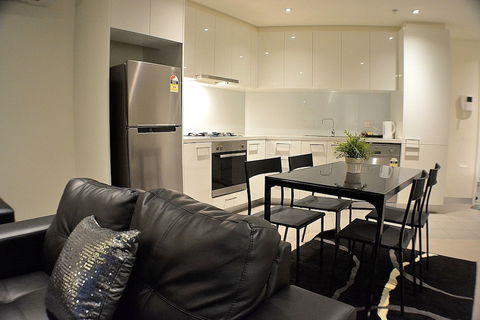 Royal Stays Apartments Southbank - Accommodation Directory 2