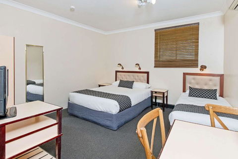 Econo Lodge Savannah Park Tamworth - Accommodation Directory 3