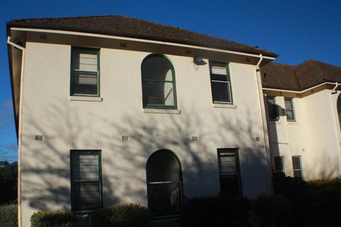 The Dormie House - On The Golf Course - Accommodation Directory 1