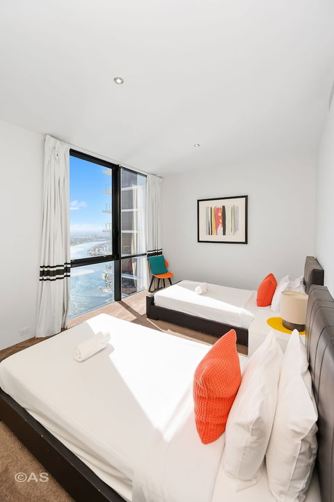 Apartment Stay - Circle On Cavill - Accommodation Directory 1