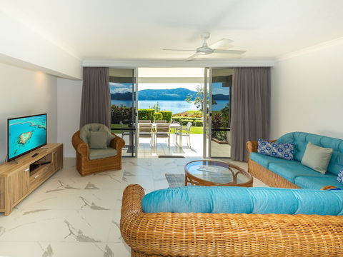 Frangipani 5 On Hamilton Island - Accommodation Directory 5
