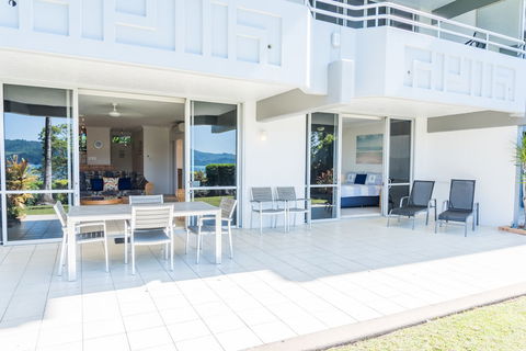 Frangipani 5 On Hamilton Island - Accommodation Directory 0
