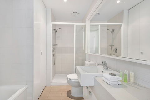 MJ Shortstay Whiteman St Apartments - Accommodation Directory 0