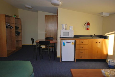Alpine Heights 28 - Accommodation Directory 4