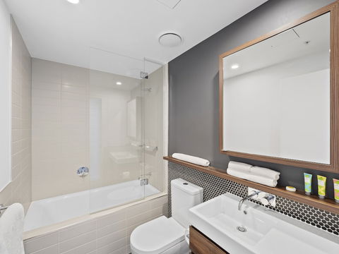 Lucid Living Brisbane - Accommodation Directory 4